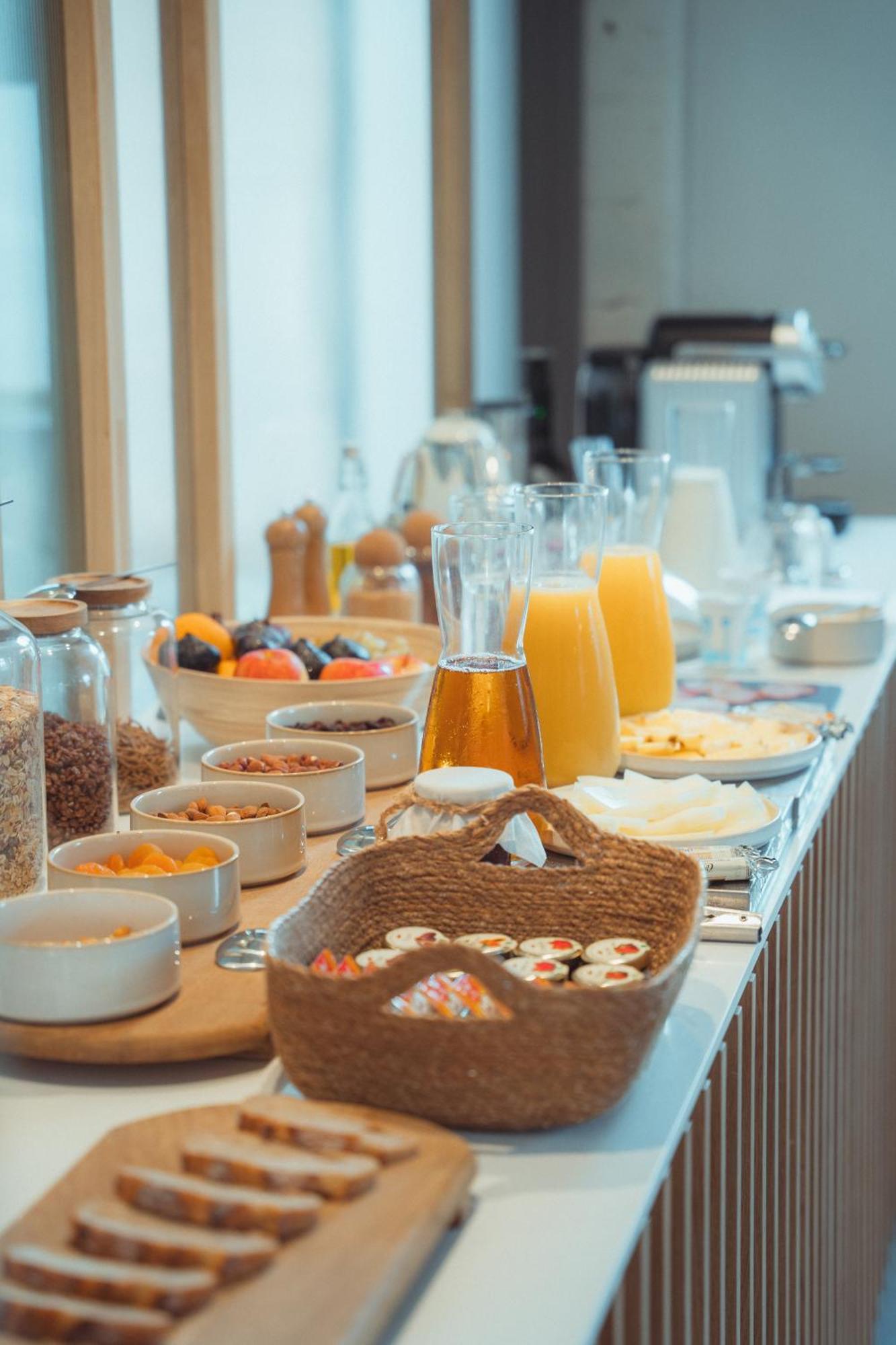 La Maison Gaia Hotel & Spa Torreilles Bagian luar foto